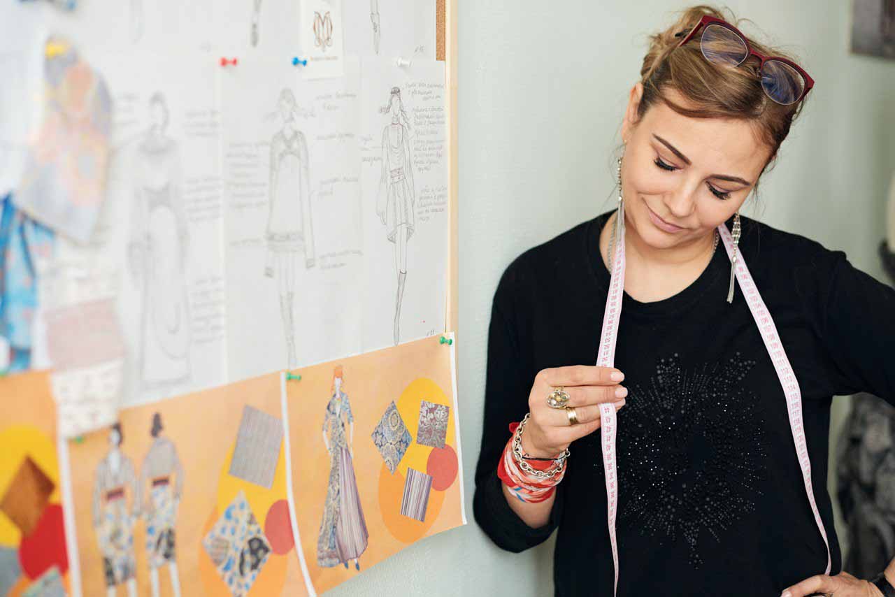 Доработка и ремонт женской одежды в Москве