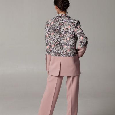 Пошив женской одежды