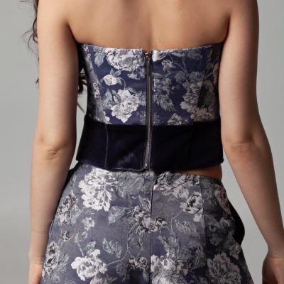 Пошив женской одежды